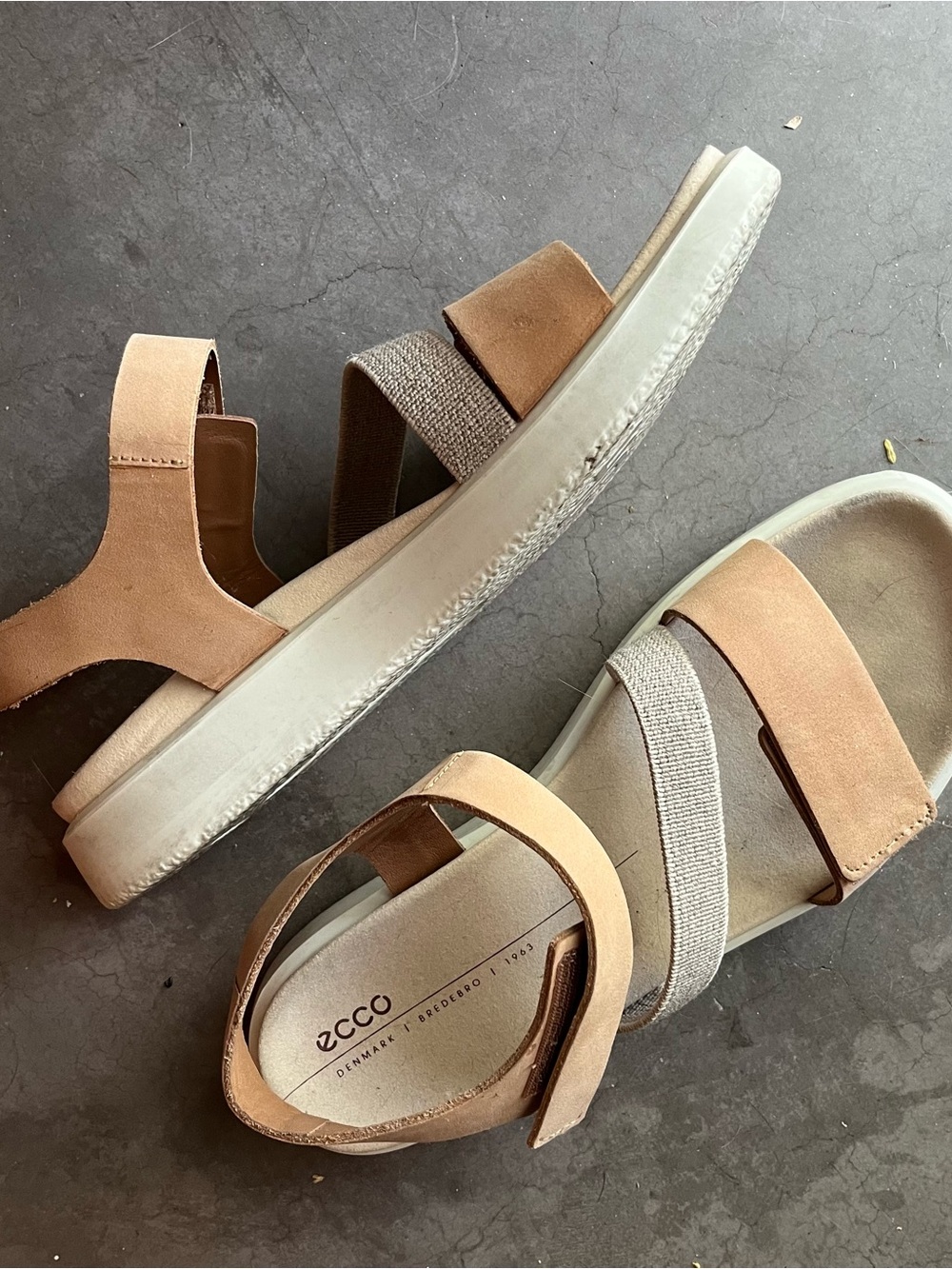 Ecco Flowt Women's Tan Leather Sandals 9.5 / 10 / 40